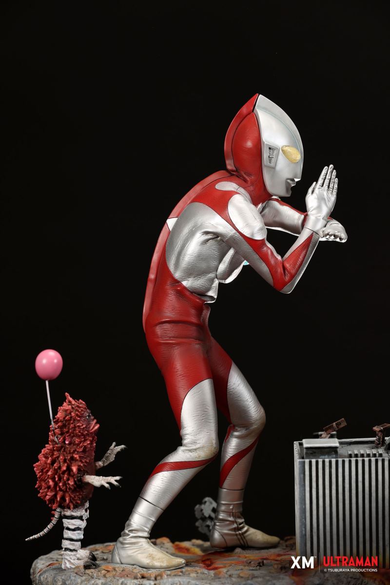 Ultraman VS Kaiju 30cm