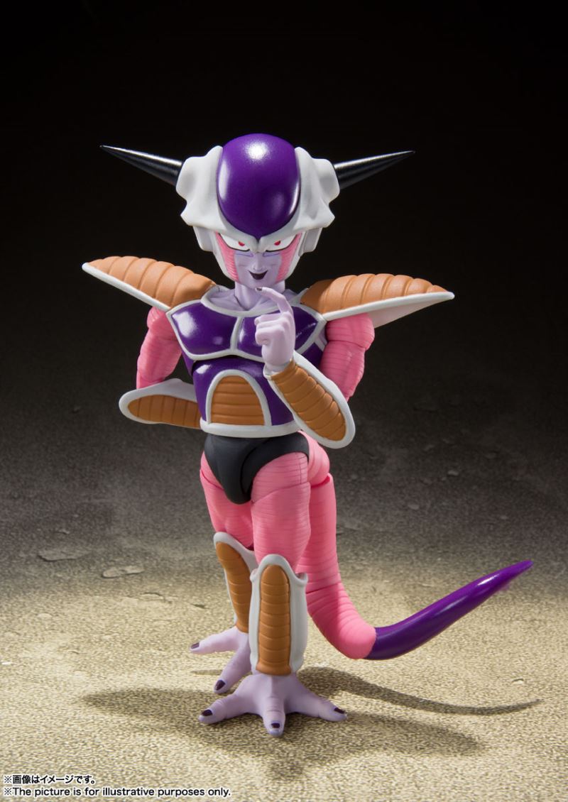 SHFiguarts Freeza First Form & Freeza Pod