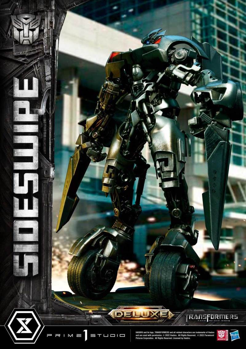 Transformers: Dark of the Moon (Film) Sideswipe DX