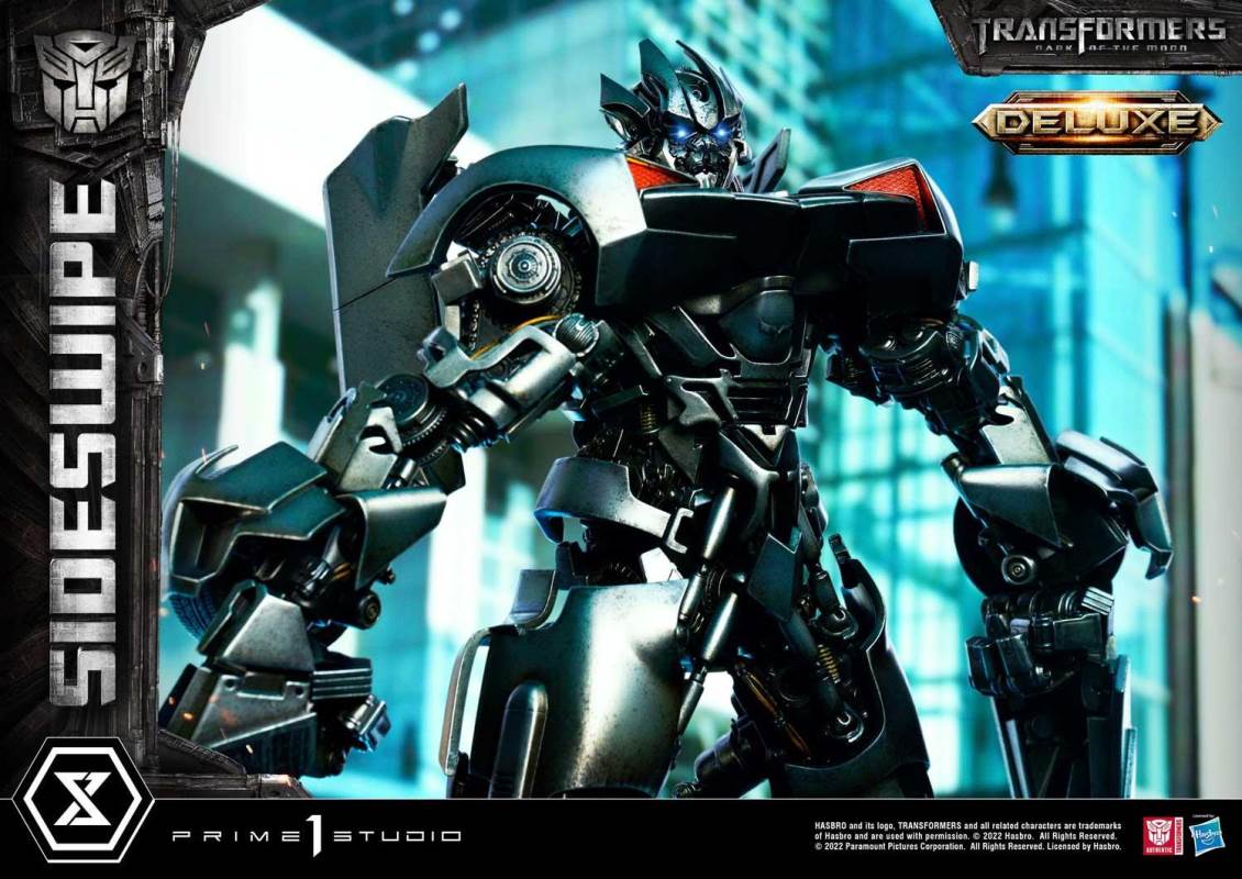 Transformers: Dark of the Moon (Film) Sideswipe DX