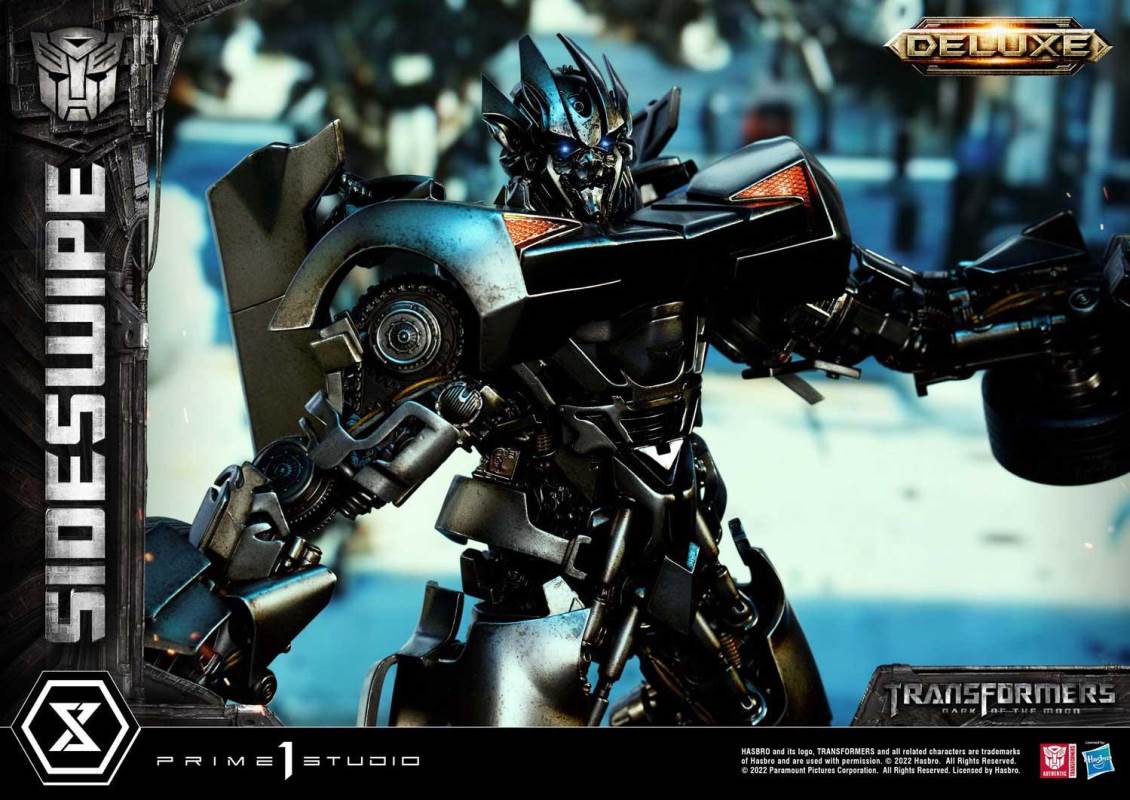 Transformers: Dark of the Moon (Film) Sideswipe DX