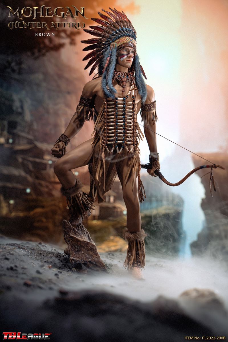 Mohegan (Hunter Attire) White / Brown 1/6