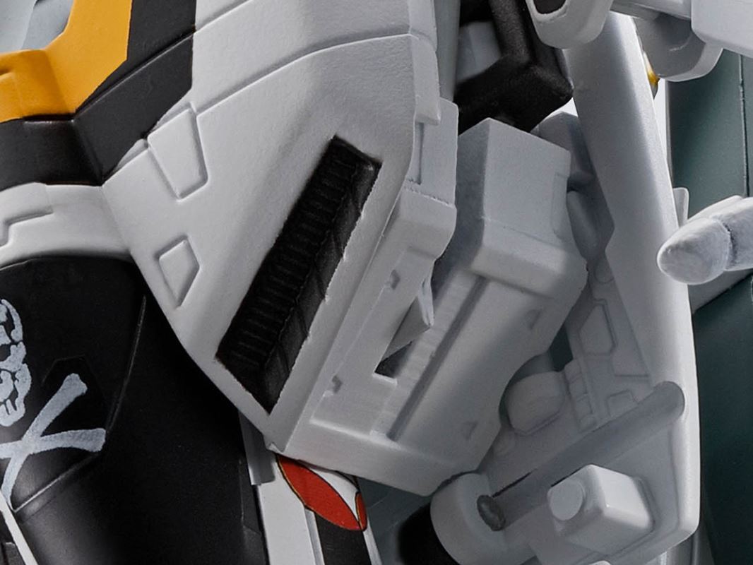 HI-METAL R VF-1S Super Valkyrie (Hikaru Ichijo)