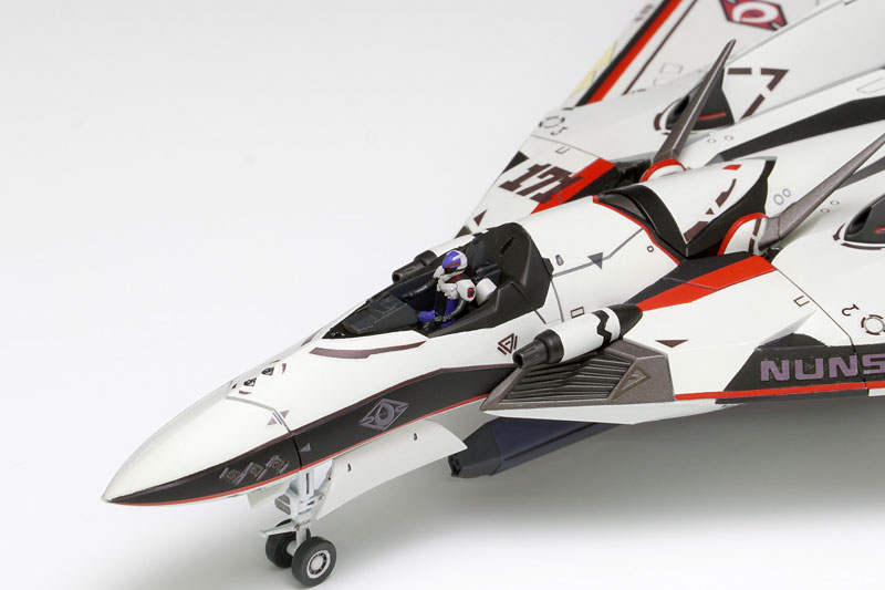 Macross Frontier VF-171EX Nightmare Plus EX [Alto Model] 1/72