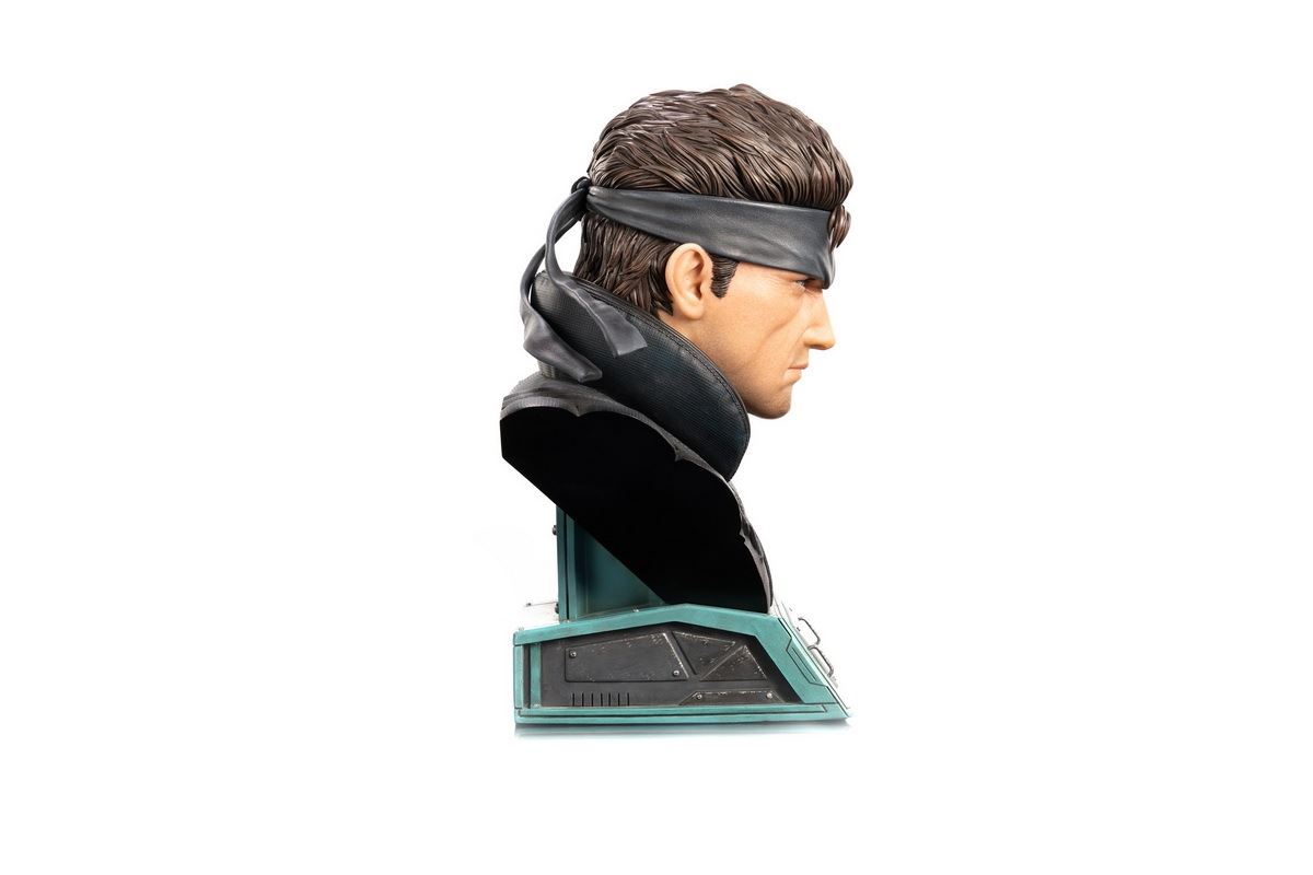 Snake Bust