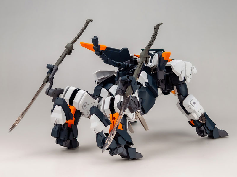 Yuumo CODE BEAST 1/100 Hundred Edge Arma First Press Limited Edition