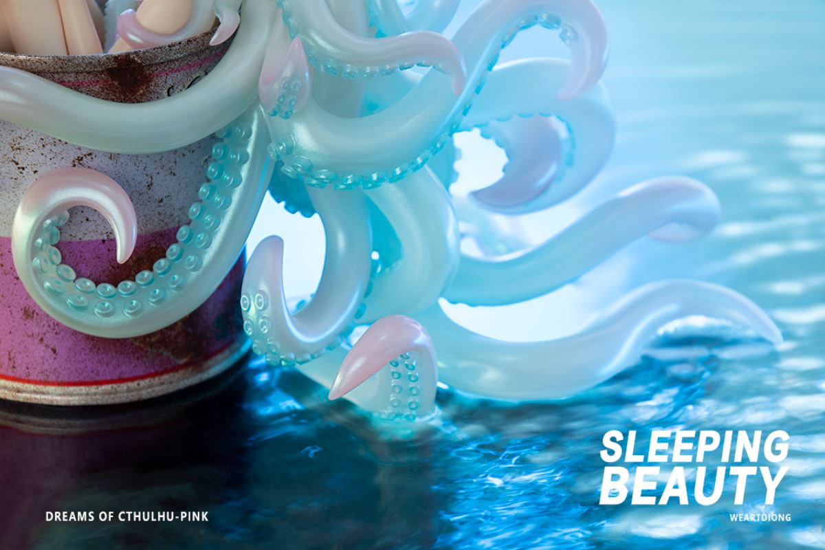 Sleeping Beauty Dreams of Cthulhu - Red / Pink / Blue