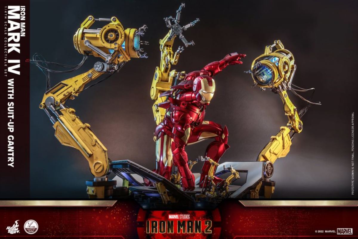 Iron Man Mark IV with Suit-Up Gantry Collectible Set