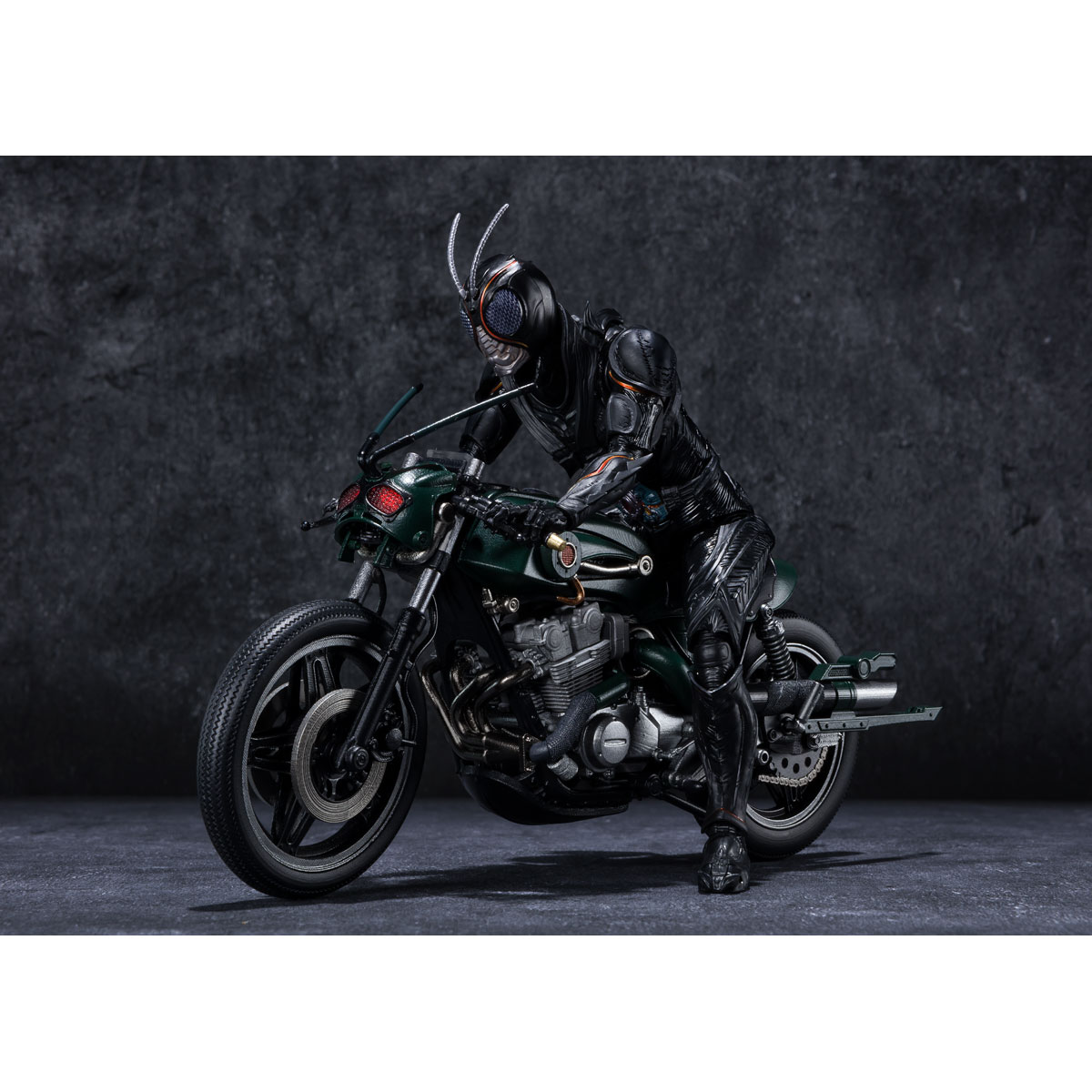 SHFiguarts Battle Hopper (Kamen Rider BLACK SUN)