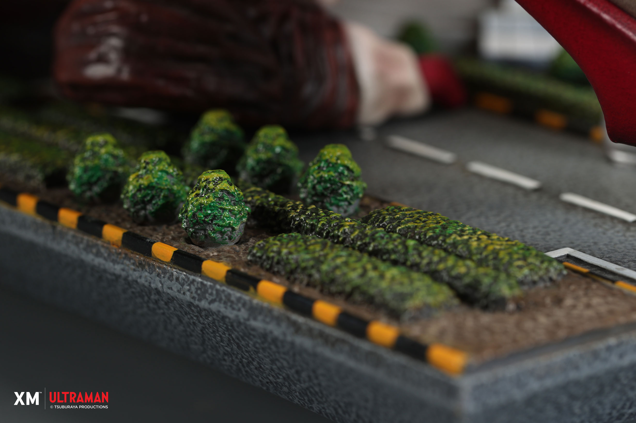 SJ55 Series: Ultraman and Merliger (Changi Airport)