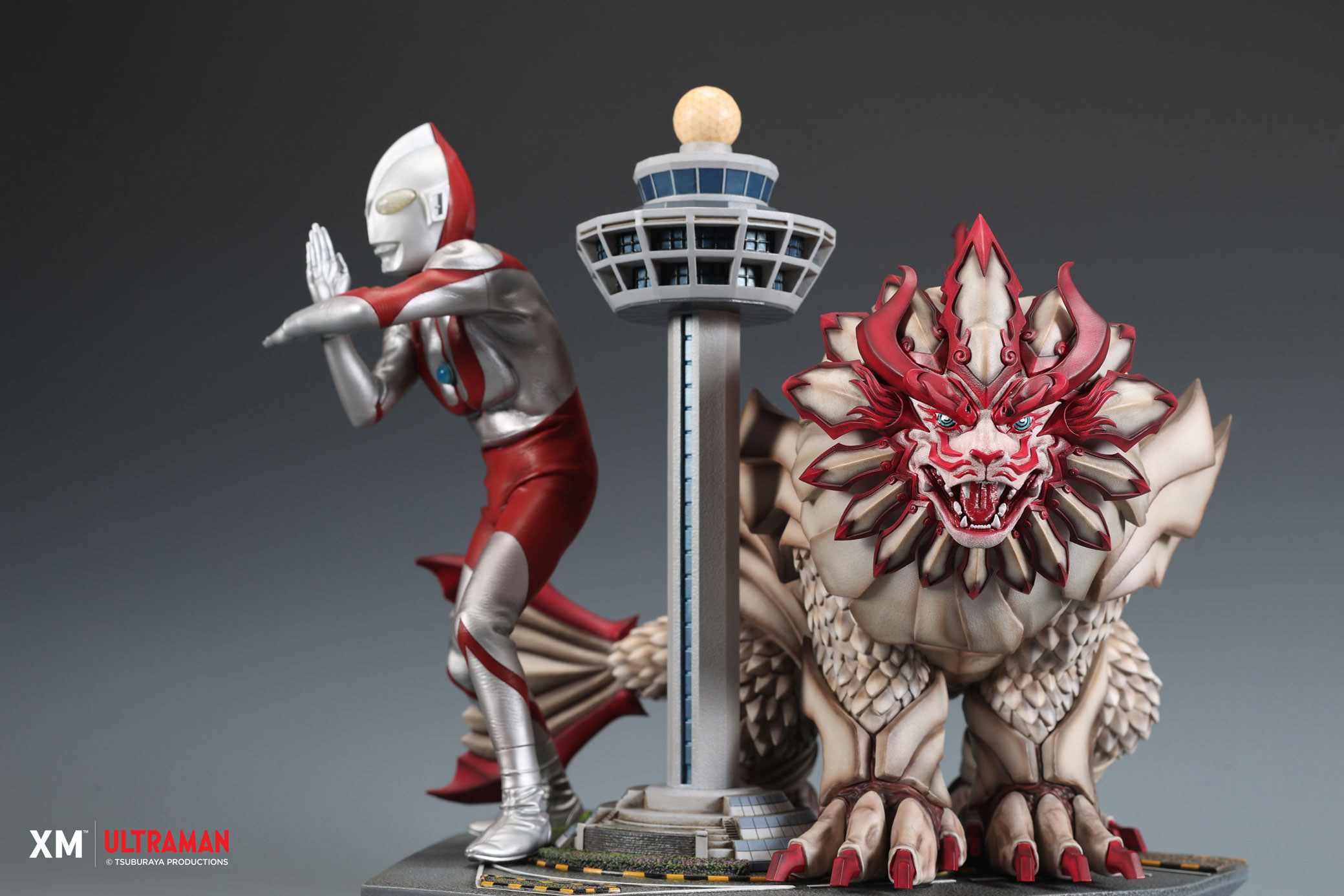 SJ55 Series: Ultraman and Merliger (Changi Airport)