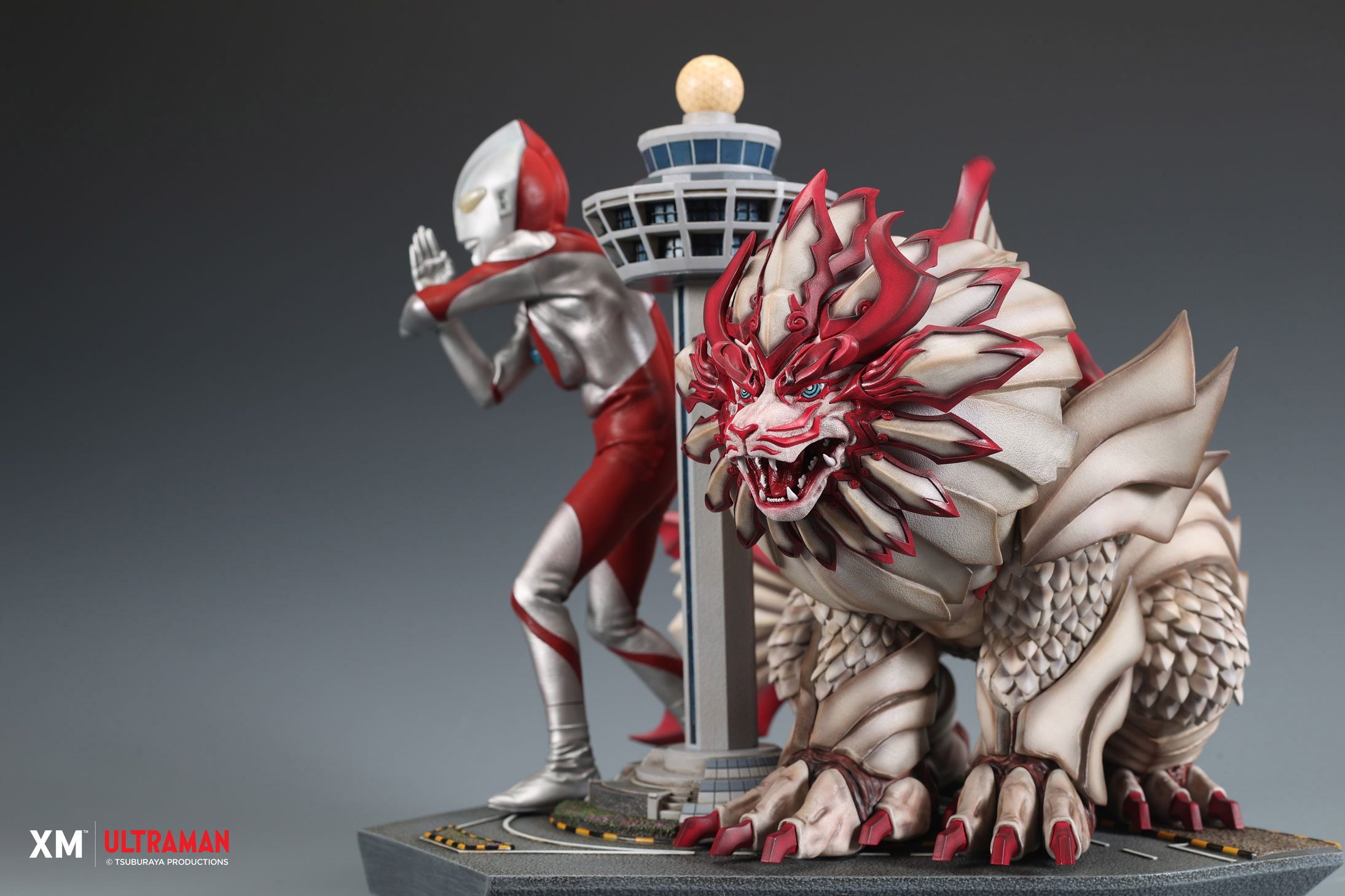 SJ55 Series: Ultraman and Merliger (Changi Airport)