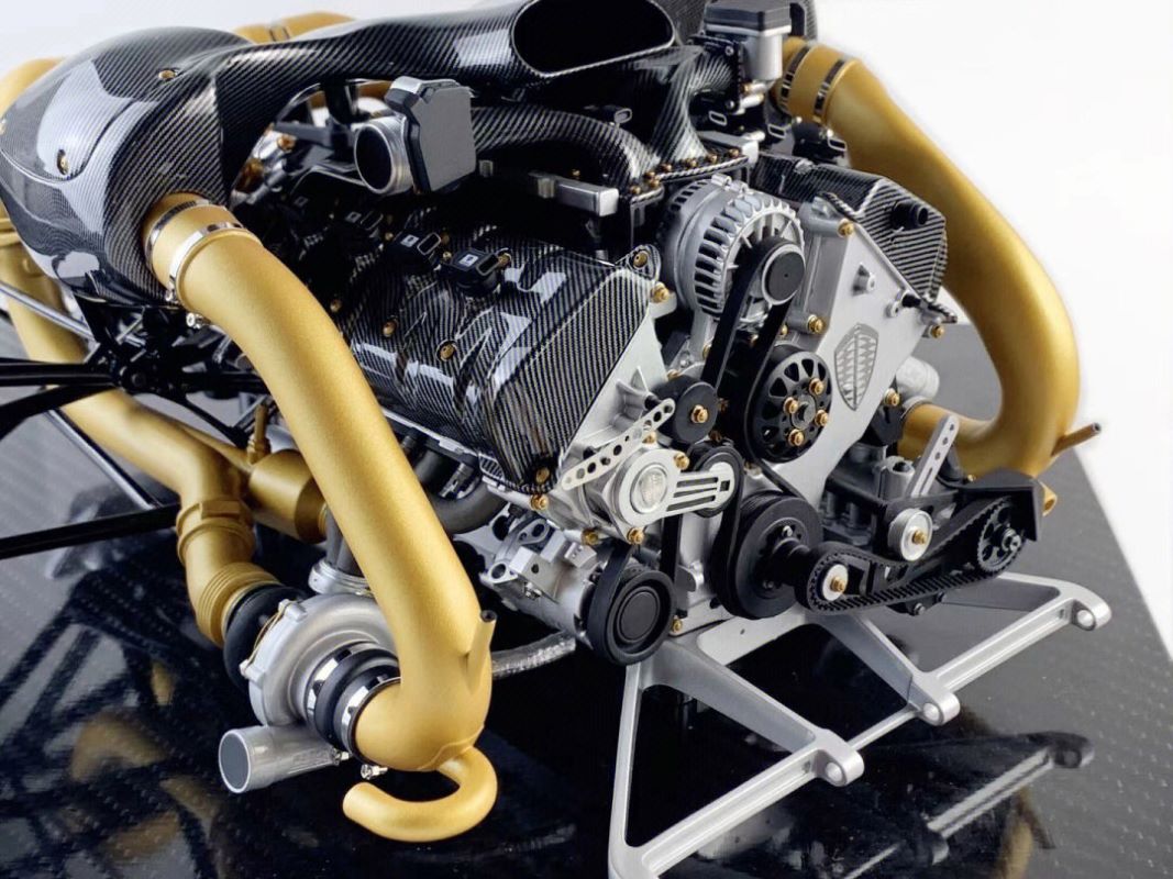Koenigsegg one1 engine (local gold special edition) 1/6
