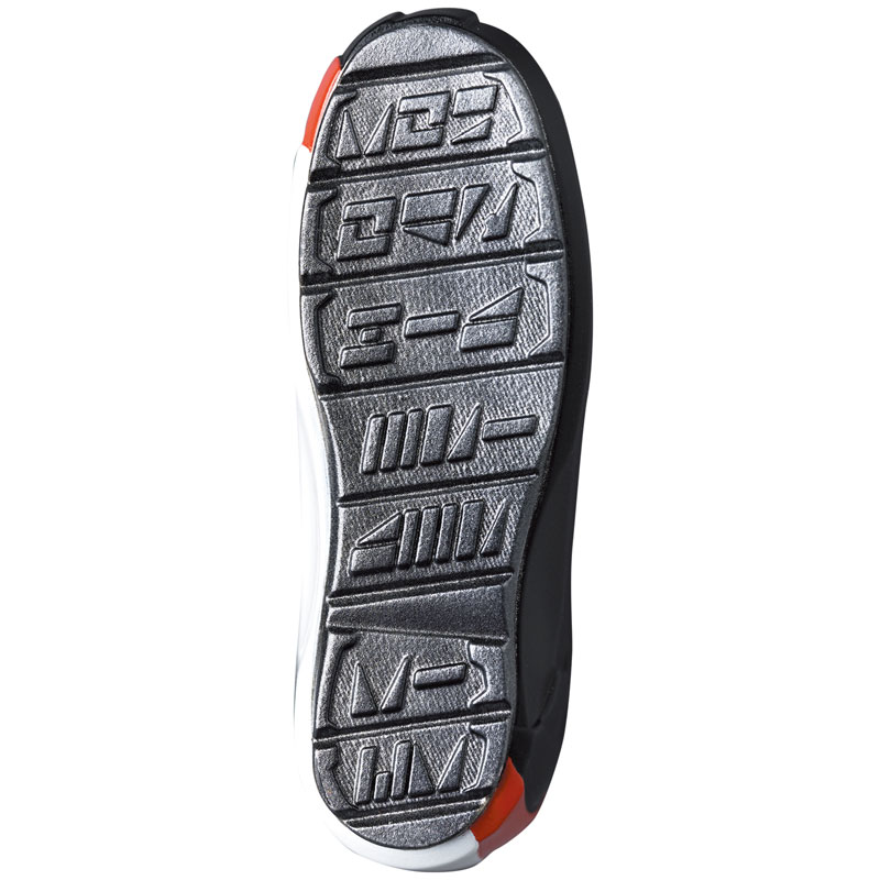 Real Action Heroes No.788 RAH GENESIS Kamen Rider Saber Brave Dragon