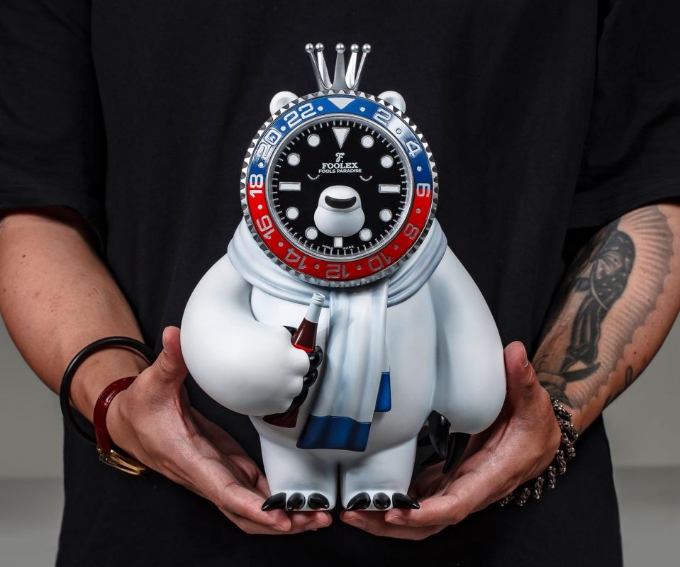 GMT RED BLUE Polar Bear