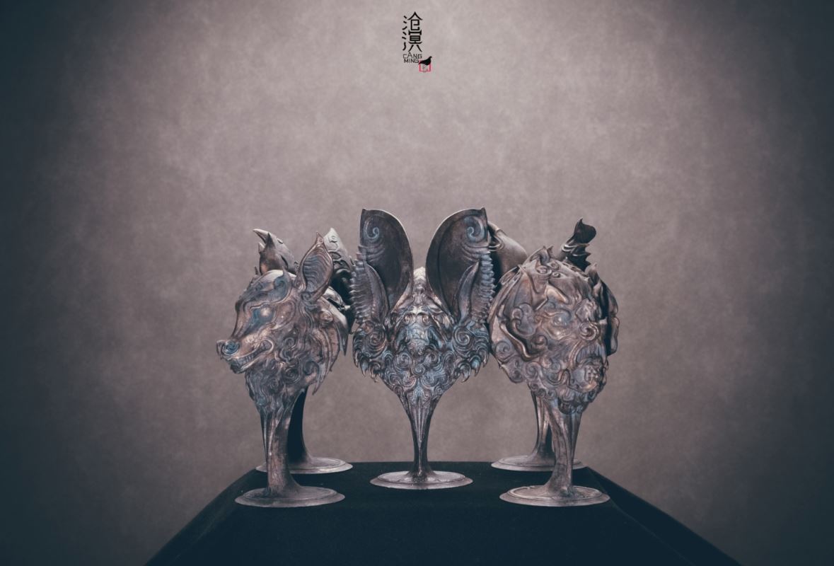 Five Bats Linmen Bronze Bat Head