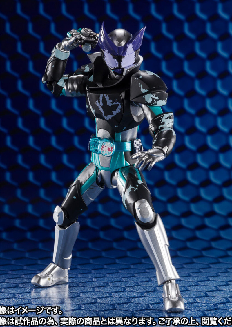 SHFiguarts Kamen Rider EVIL Bat / Jackal Genome
