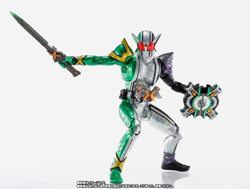 SHFiguarts (true bone carving method) Kamen Rider W Cyclone Joker Extreme