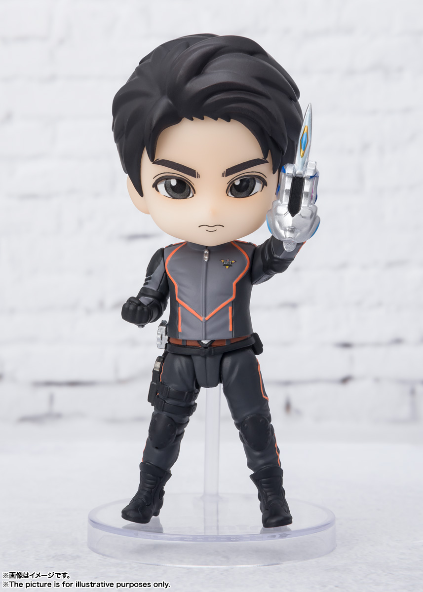 Figuarts mini Asumi Kanata & Ultraman Decker Flash Type