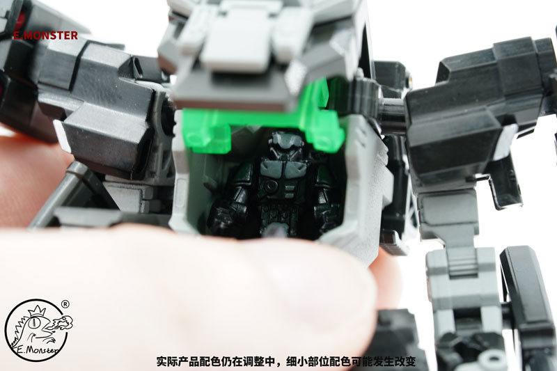 EM03 Commander Type Combat Mecha