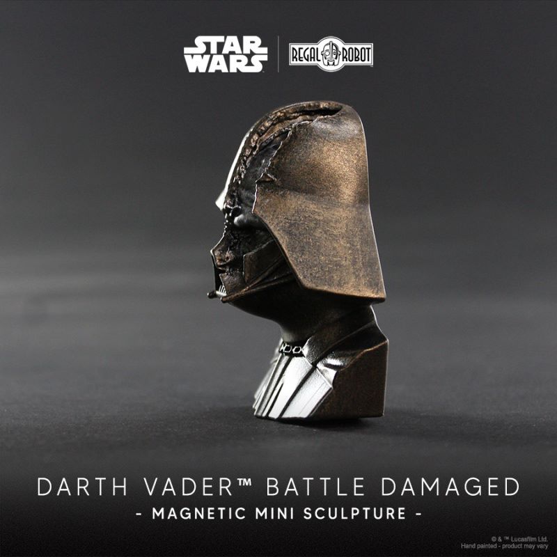 Darth Vader Battle-Damaged Magnet
