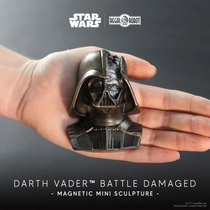 Darth Vader Battle-Damaged Magnet