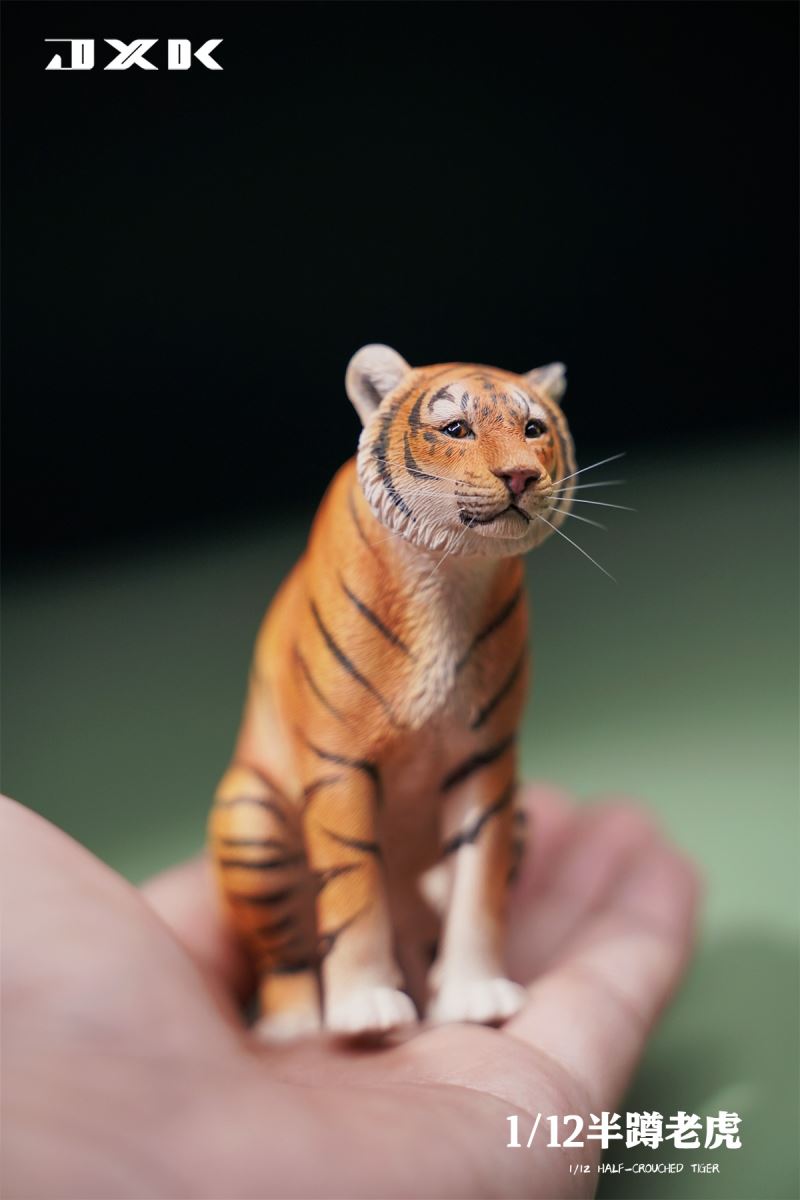 Half Squat Tiger 1/12