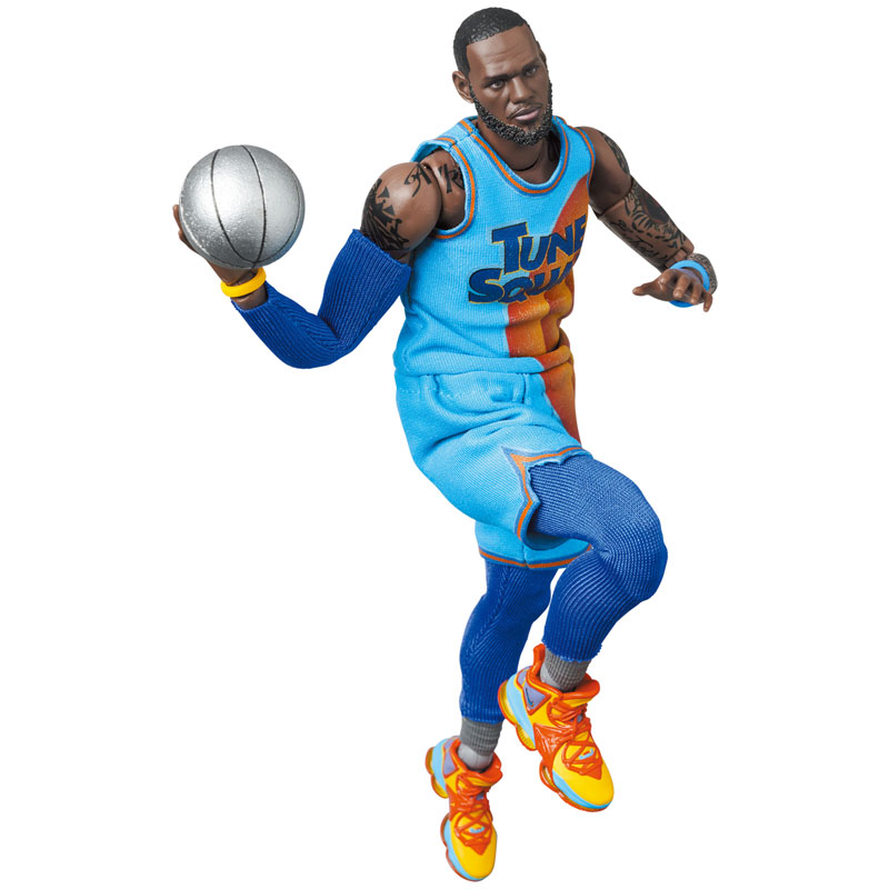 MAFEX No.197 MAFEX LeBron James SPACE JAM: A NEW LEGACY Ver