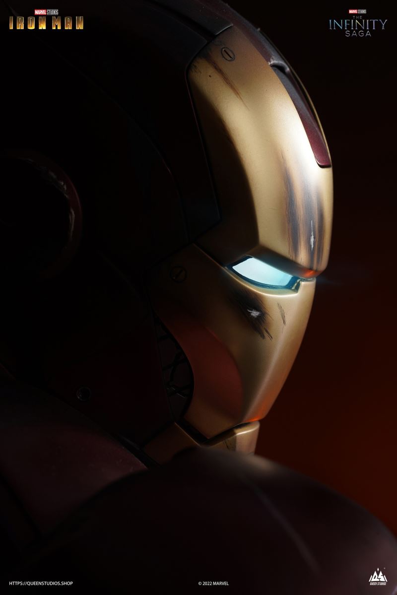 Iron Man Mark 3 Battle Damaged Statue 1/2