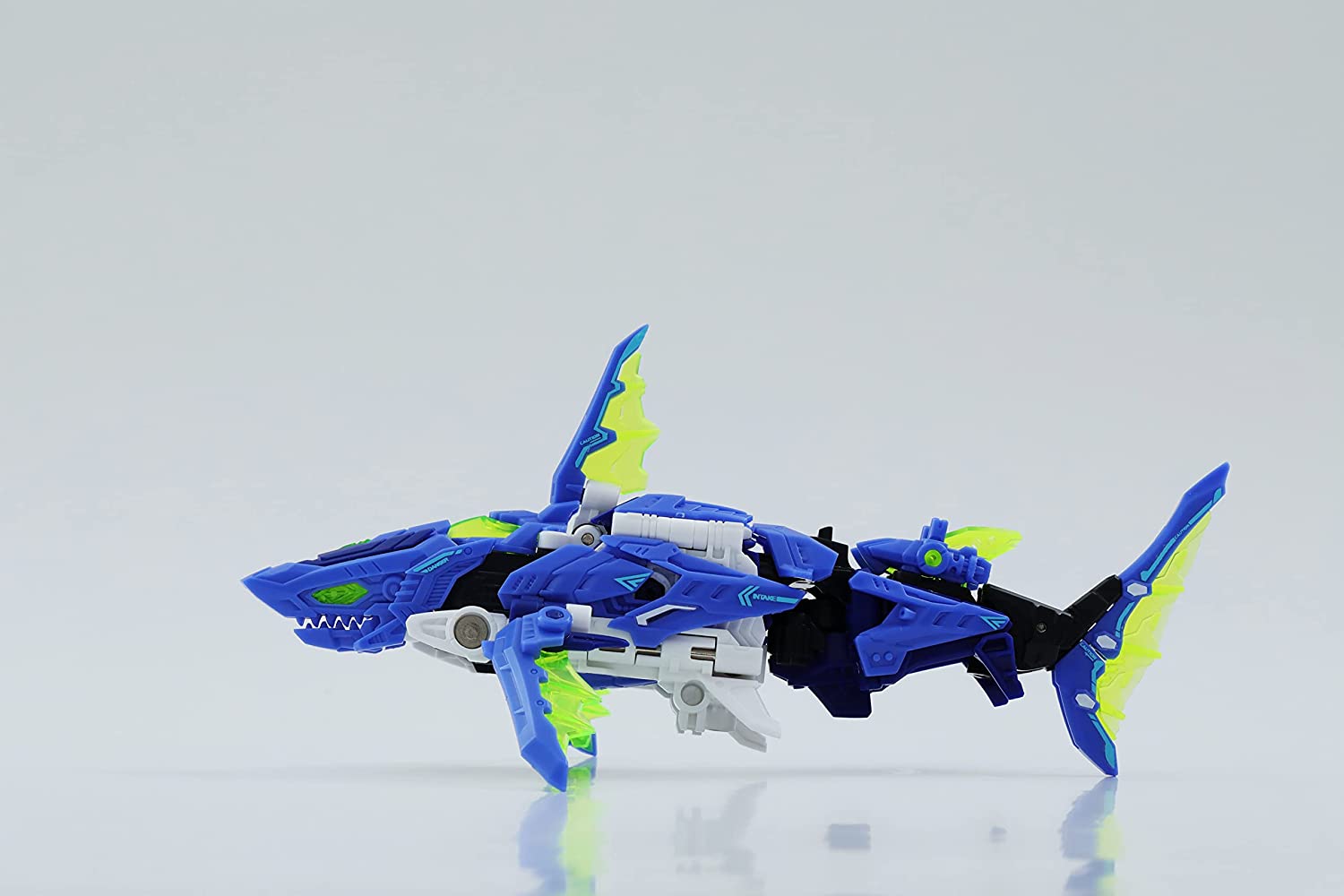 BEASTDRIVE BD 02 HYDRO BULLET SHARK non-scale ABS painted movable figure