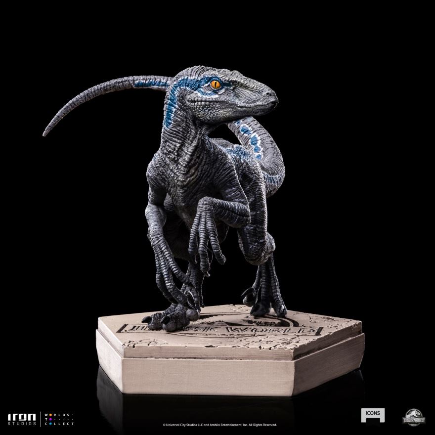 Velociraptor Blue B - Jurassic World