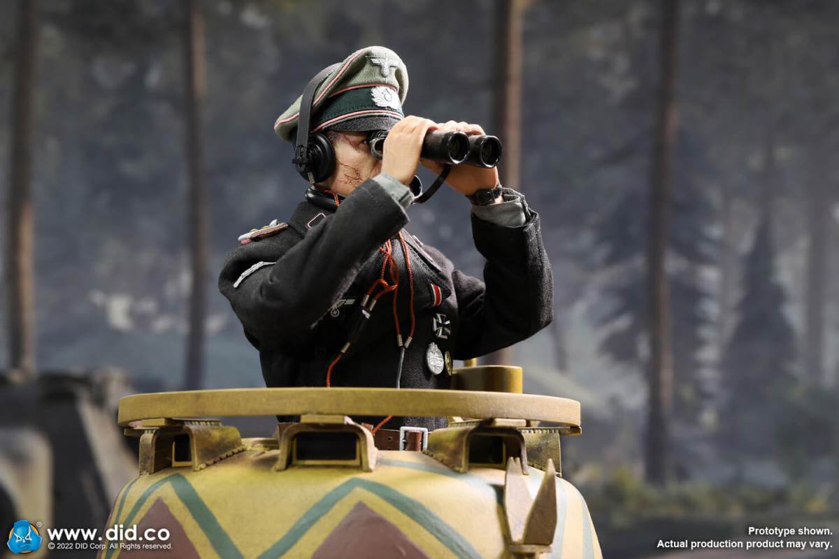 WWII German Armored Commander - Jager 1/6