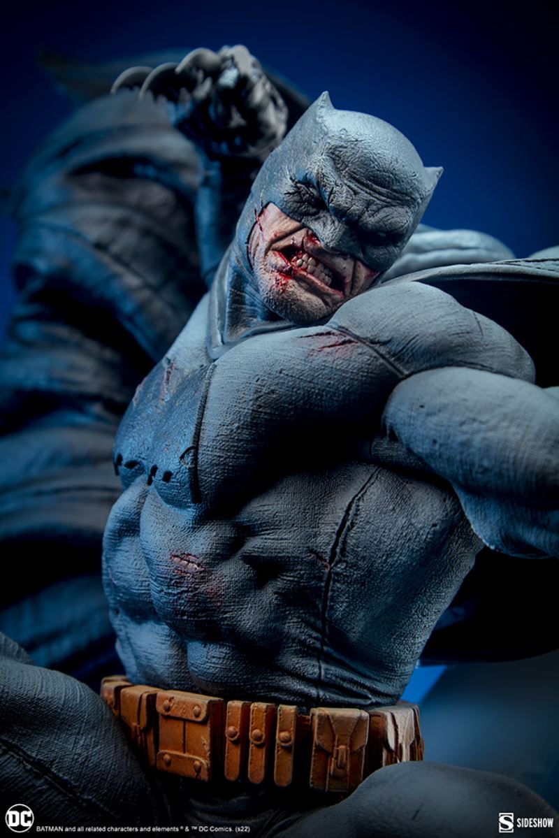 DC Comics - Batman: The Dark Knight Returns