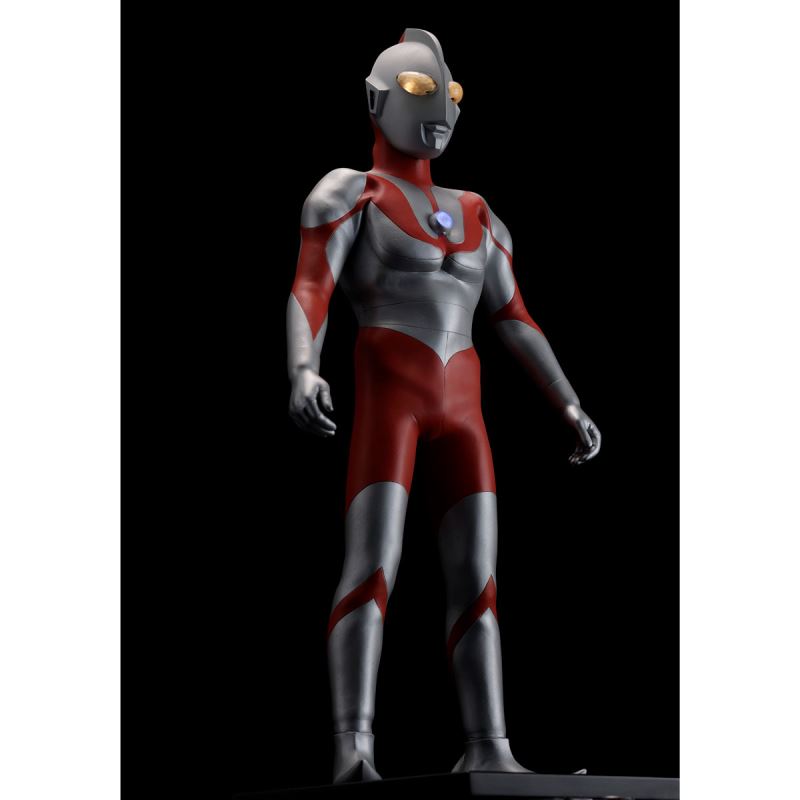 CHARACTER CLASSICS Ultraman (B type)