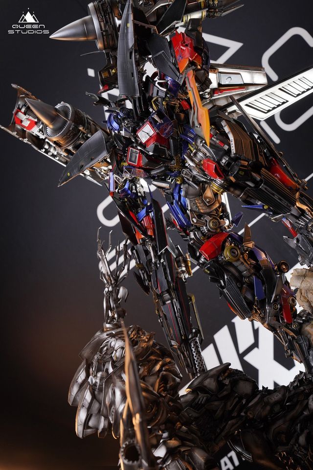 Optimus Prime vs Megatron