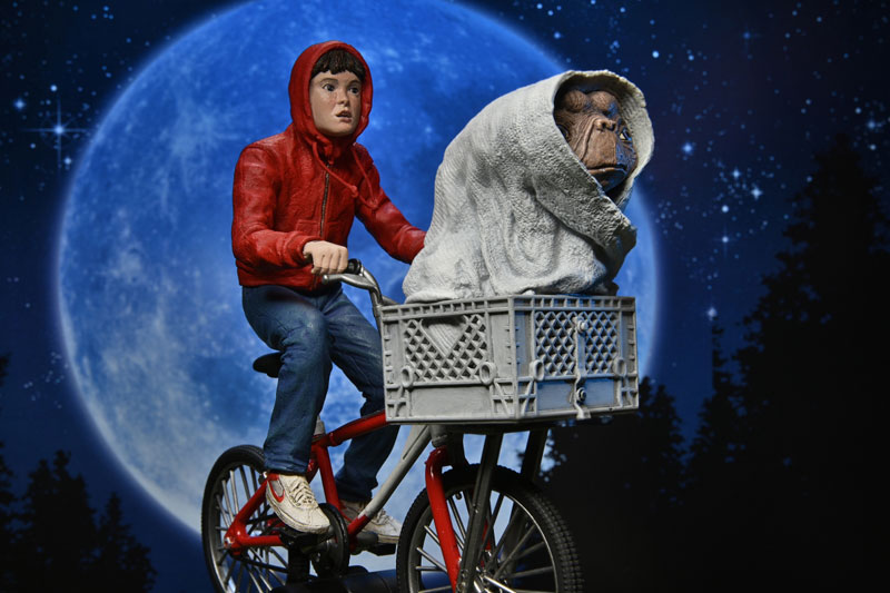 E.T. / E.T. & Elliott 40th Anniversary Display