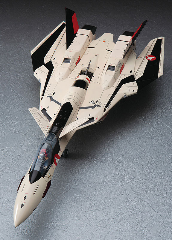 Macross Plus 1/48 YF-19