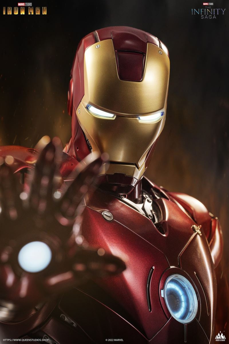 Iron Man Mark 3 Battle Damaged Statue 1/2