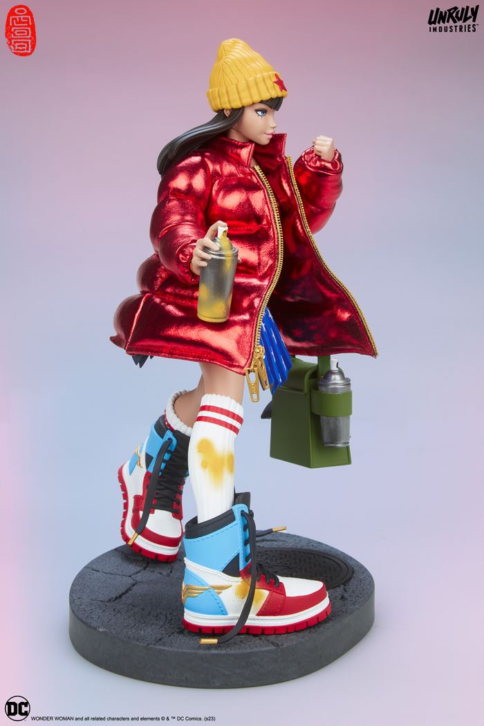 HYPE GIRL (WONDER WOMAN)