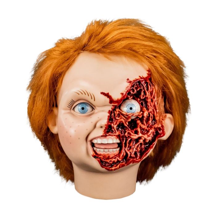 ULTIMATE CHUCKY