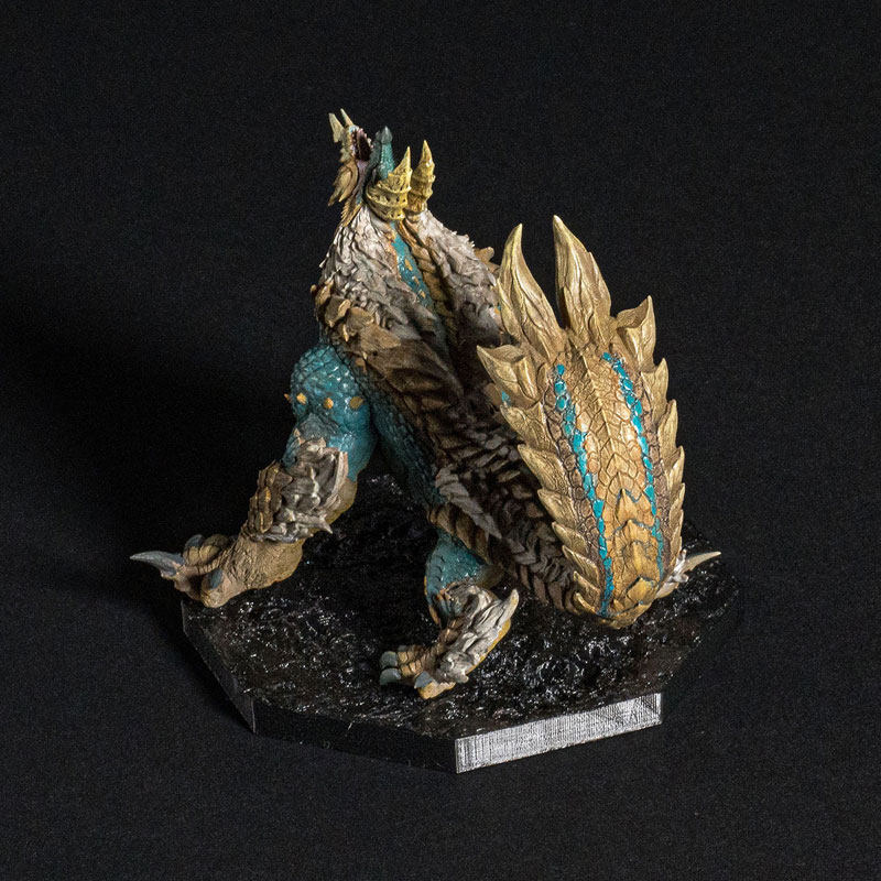 CAPCOM FIGURE BUILDER CUBE MONSTER HUNTER Thunder Wolf Wyvern Zinogre