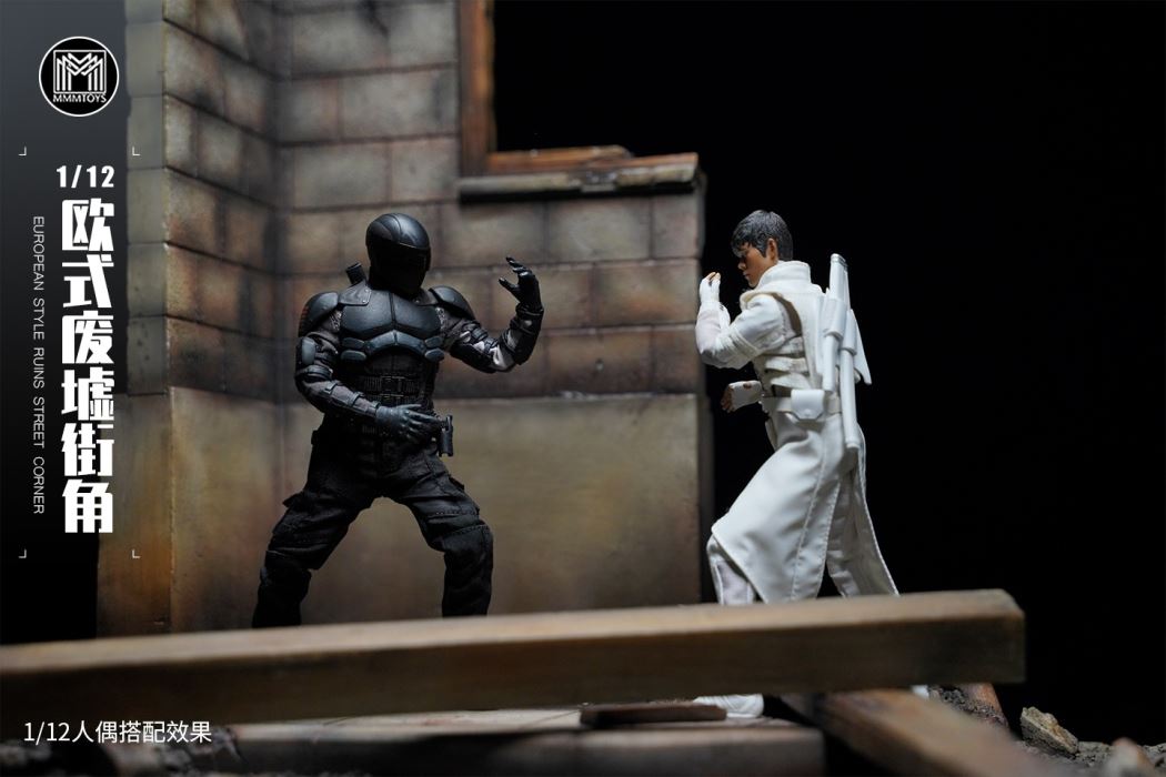 European Style Ruins Street Corner 1/12