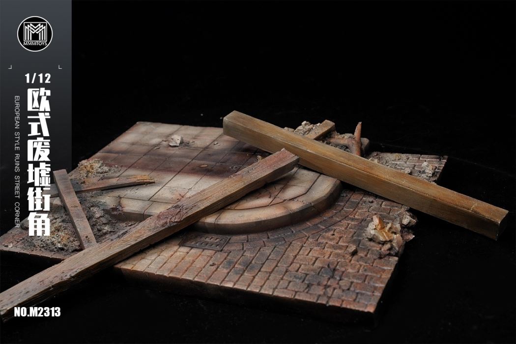 European Style Ruins Street Corner 1/12