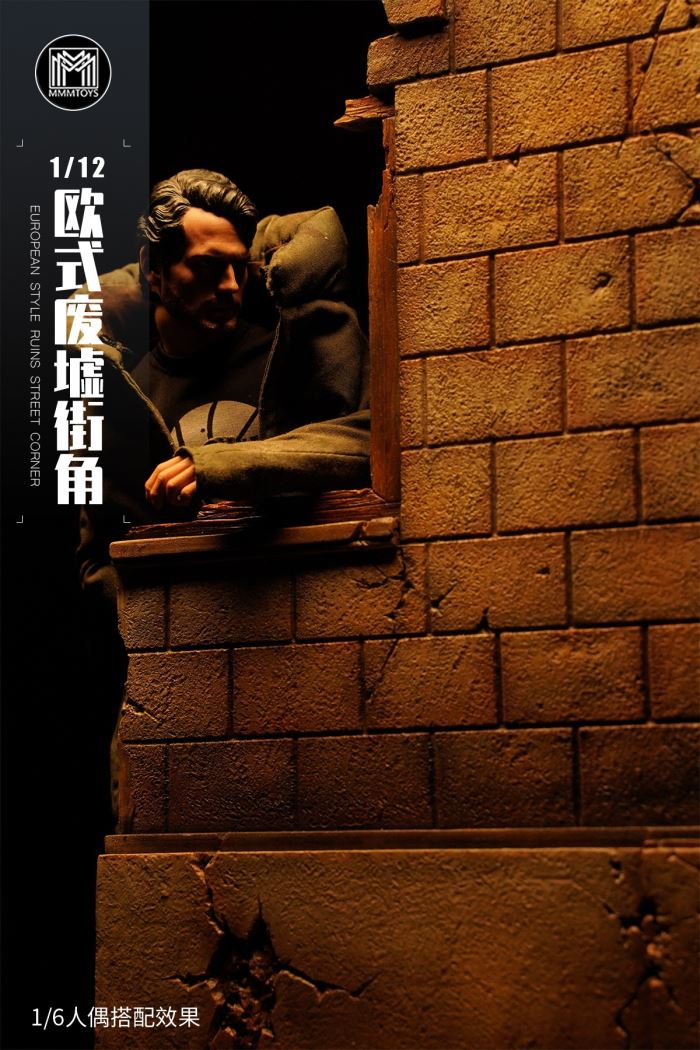 European Style Ruins Street Corner 1/12