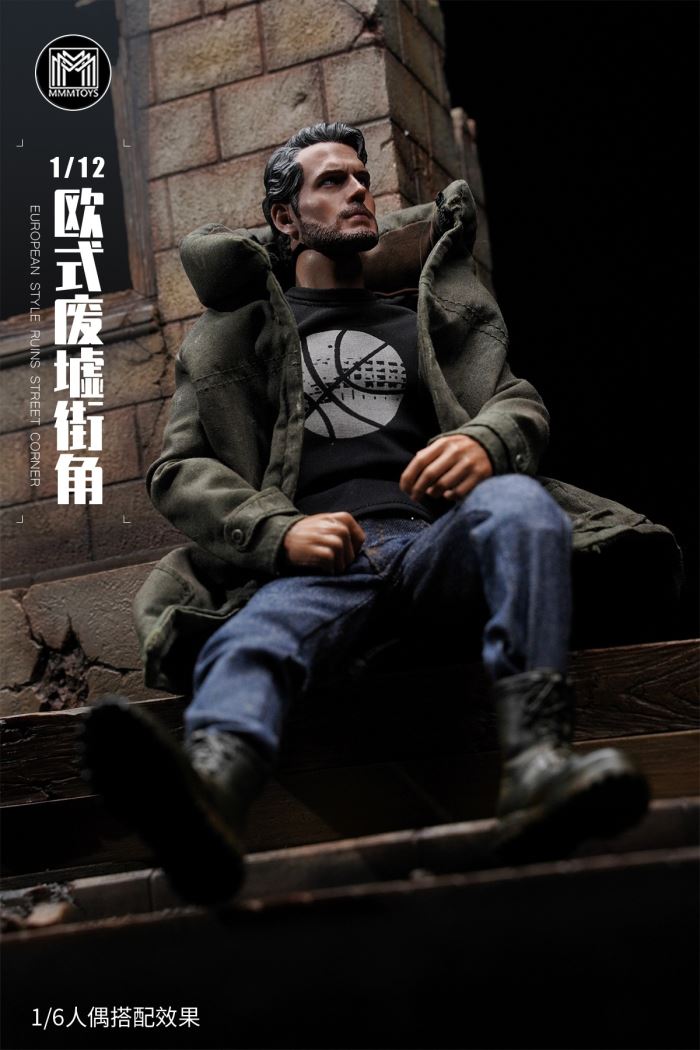 European Style Ruins Street Corner 1/12