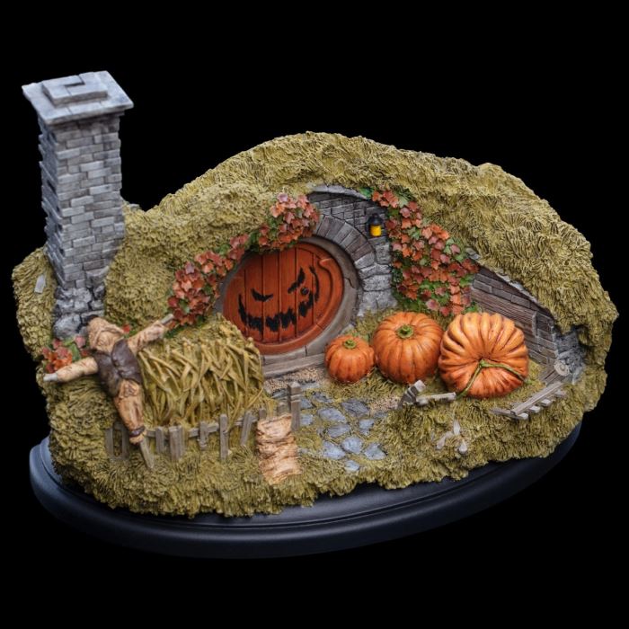 HOBBIT HOLE – HALLOWEEN EDITION