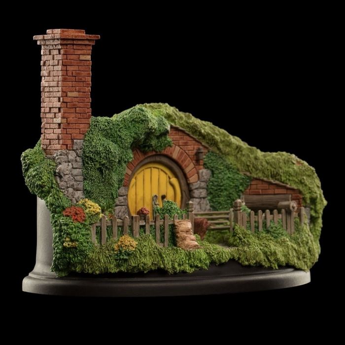 The Hobbit Hole - The Lord of the Rings