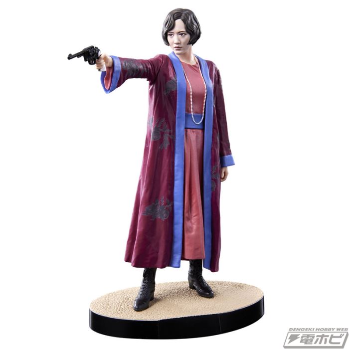 Revolver Lily Yuri Ozone (Haruka Ayase) figure