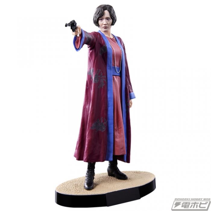 Revolver Lily Yuri Ozone (Haruka Ayase) figure