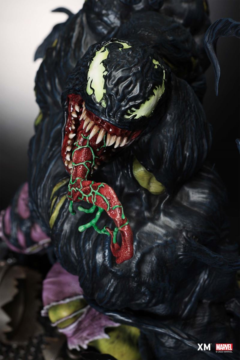 Venomized Hulk - Ver B 4th Scale